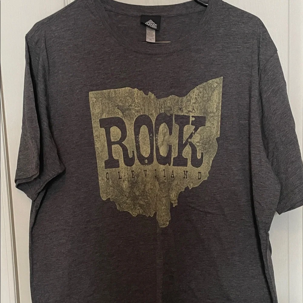 Rock Cleveland Tee - Picture 2 of 6